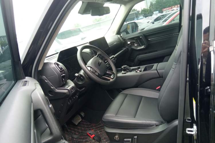 Used Haval H Dog 2023 1.5T Two-Wheel Drive Chao Ye Version Plus Left Front Seat