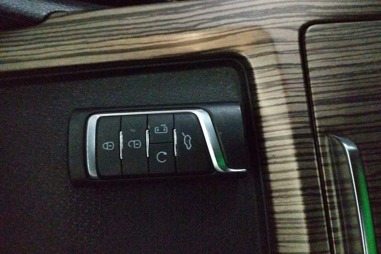 Used GAC Trumpchi M8 2020 Flagship Model 390T Deluxe Edition Interior 1