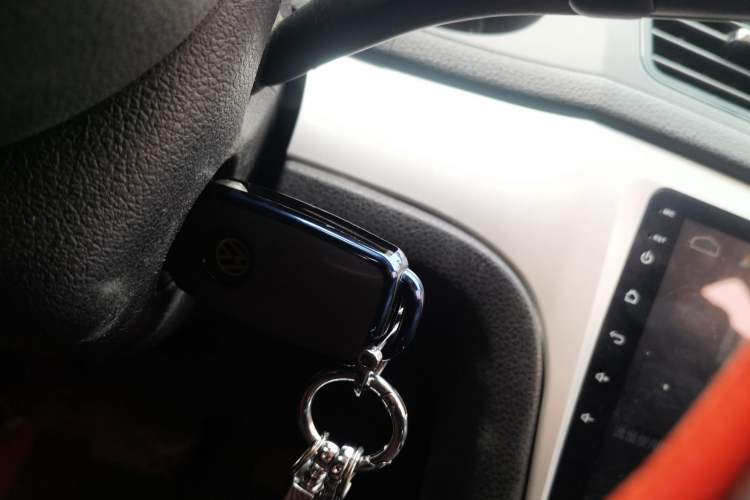 Used Volkswagen Lavida 2015 1.6L Automatic Fashion Edition
