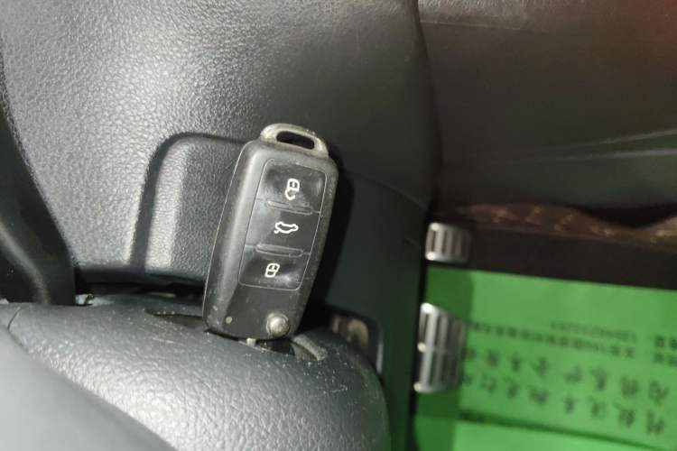 Used Volkswagen Polo 2014 1.6L Cross Polo Automatic
