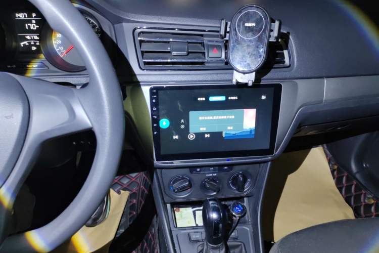 Used Volkswagen Lavida 2019 Lavida Start 1.5L Automatic Trendy Version China VI Standard Audio And AC Panel