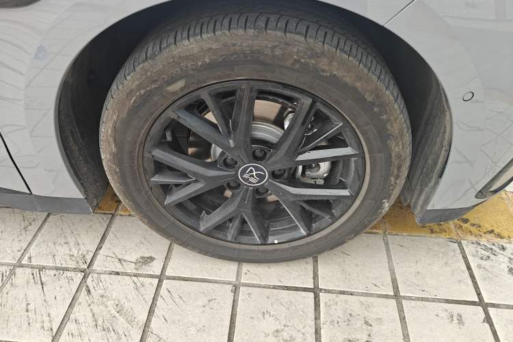 Used BYD Han 2025 DM-i Smart Drive 125KM Elite Model