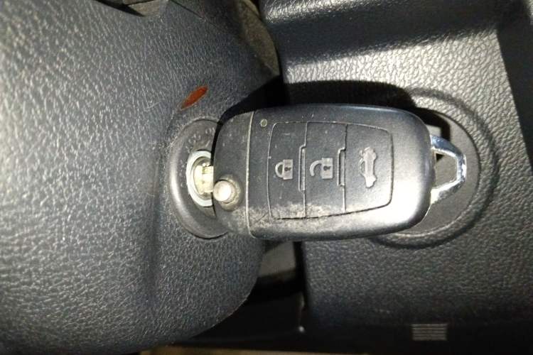 Used Bestune X80 2013 2.0L manual luxury version