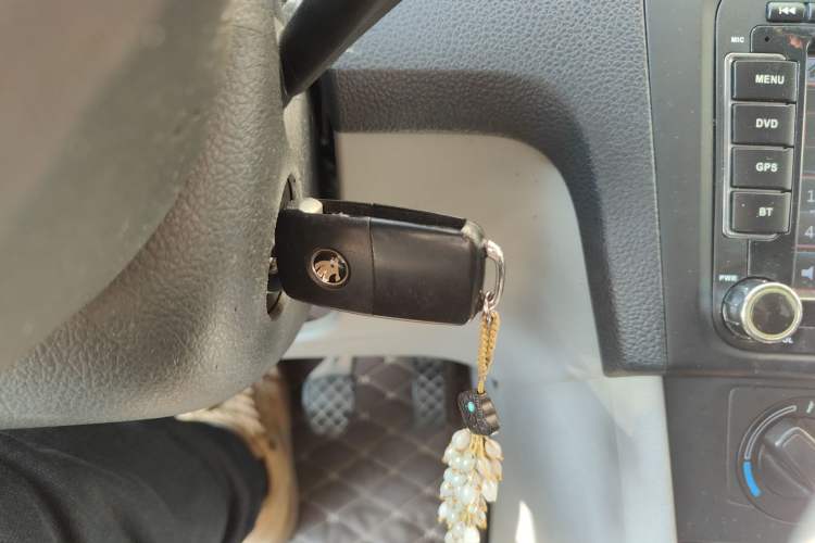 Used Skoda Rapid 2016 1.6L Manual Front-Wheel-Drive Version