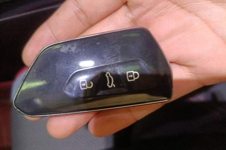 Used Volkswagen Lamando 2022 Lavida L 280TSI DSG Cool & Spicy Edition
