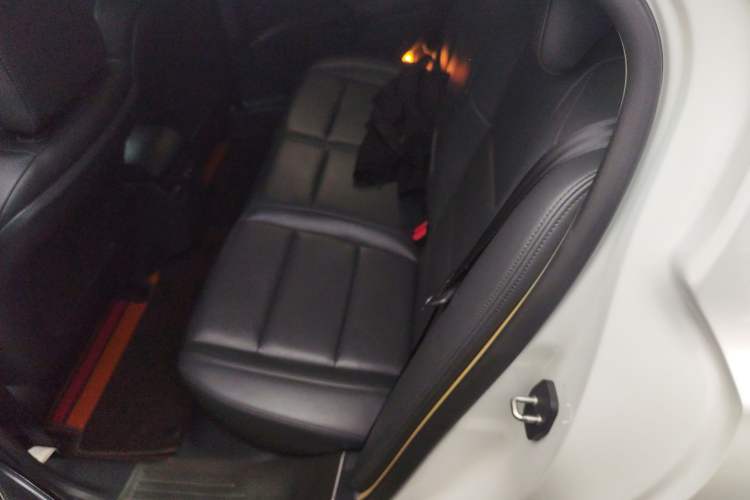 Used Peugeot 508 2015 1.6THP Automatic Prestige Edition Left Rear Seat