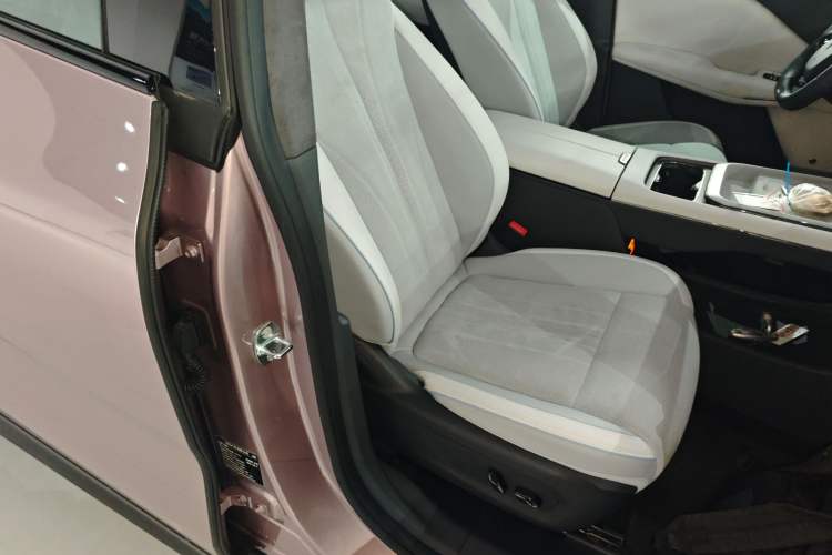 Used VOYAH COURAGE 2024 Ultra-Long Range Smart Enjoyment Version
