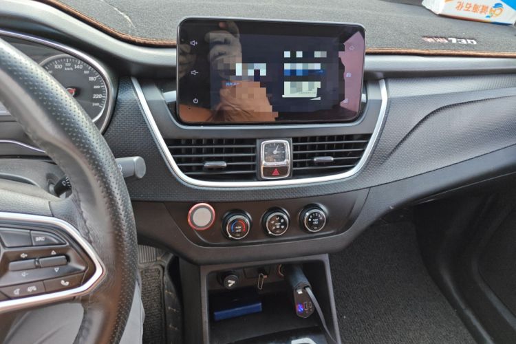 Used Baojun 730 2019 1.5T Manual Fashion Model 7-seater China VI