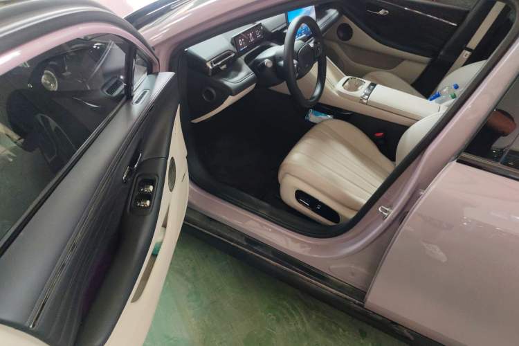 Used AION RT 2025 650 LiDAR Edition Driver Seat