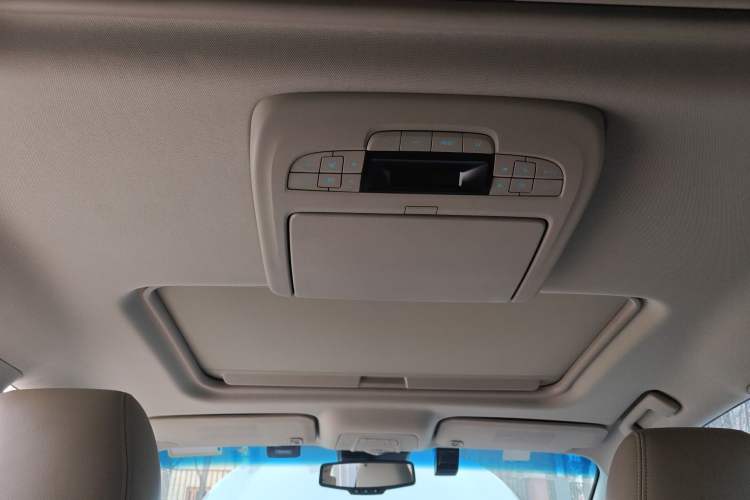 Used Buick GL8 2011 3.0L XT Luxury Business Flagship Edition
