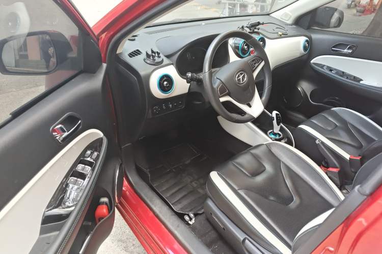 Used JAC iEV 2015 iEV5
