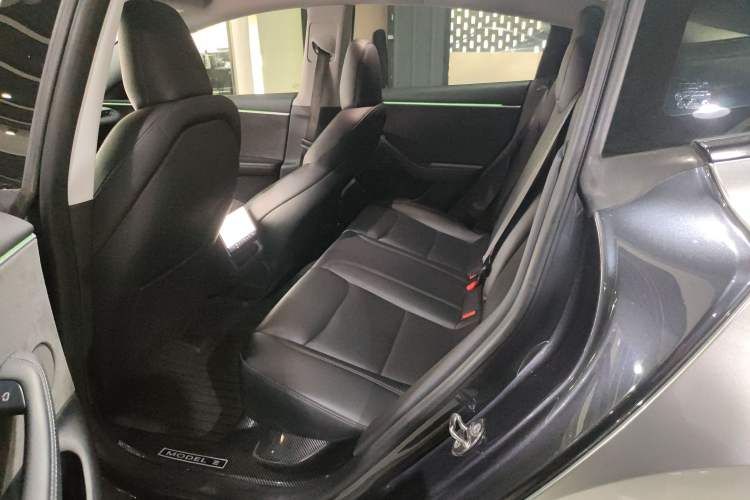 Used Tesla Model 3 2023 Long-Range All-Wheel-Drive Version