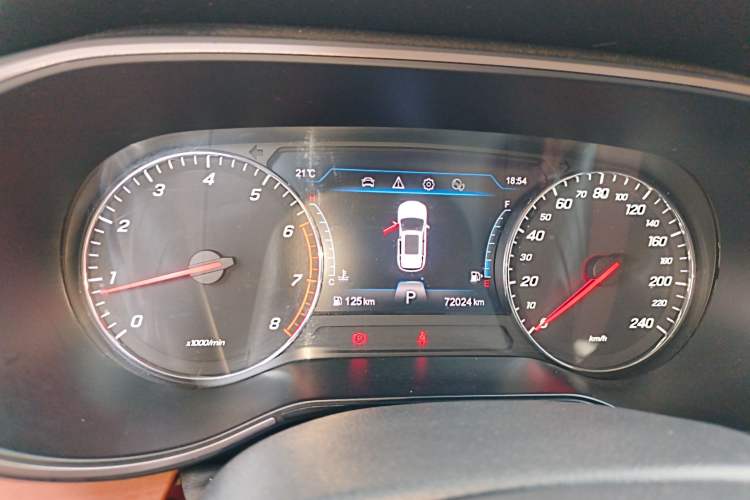 Used FAW Senya R9 2018 1.2T Automatic Luxury Smart Edition
