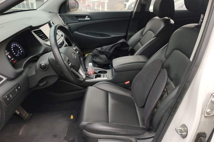 Used Hyundai Tucson 2015 1.6T Dual-Clutch Two-Wheel-Drive Smart Model
