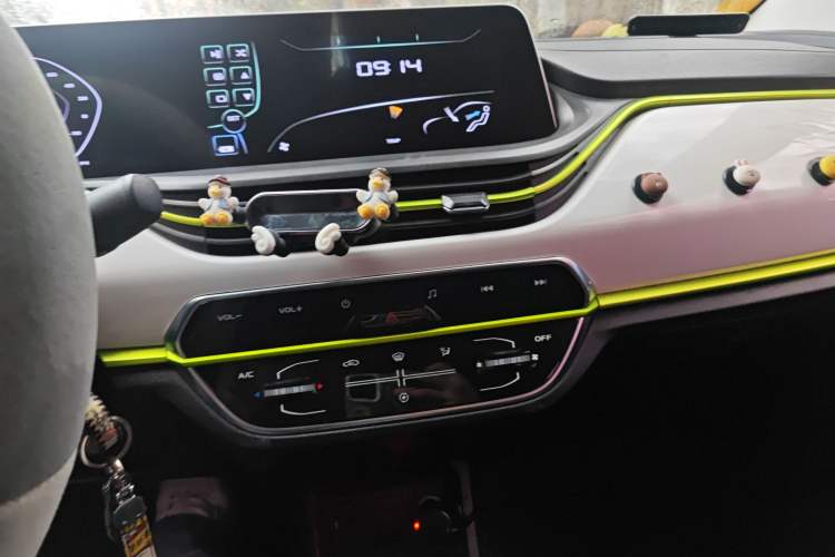 Used CHANGAN OSHAN Benni E-Star 2022 Qingxin Edition Colorful Model Lithium-NMC