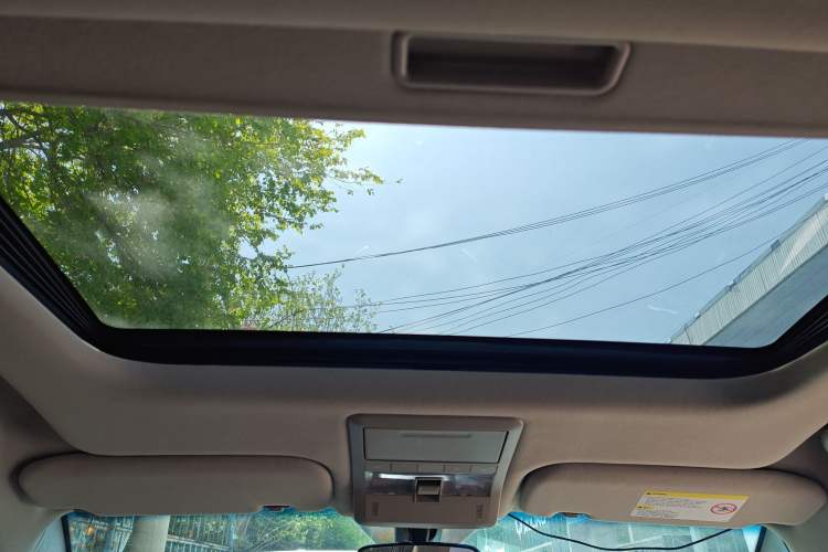 Used Chevrolet Captiva 2014 2.4L 4x4 Flagship Edition 7 Seats