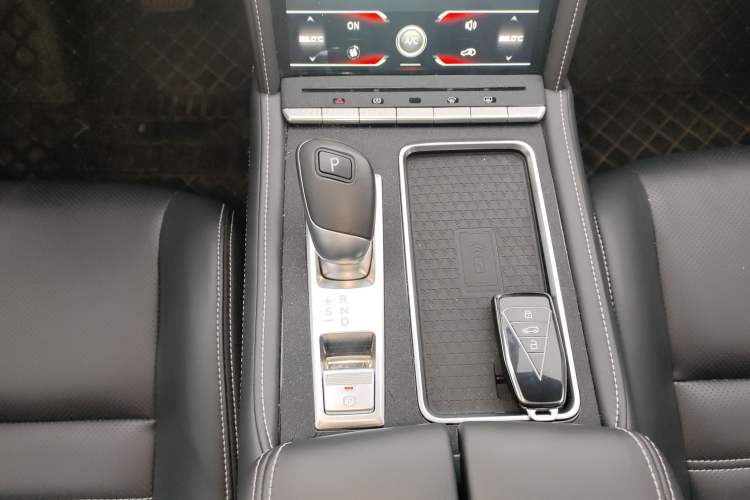 Used Venucia Star 2020 260T Automatic 48V Mild Hybrid Turbocharged Star Edition