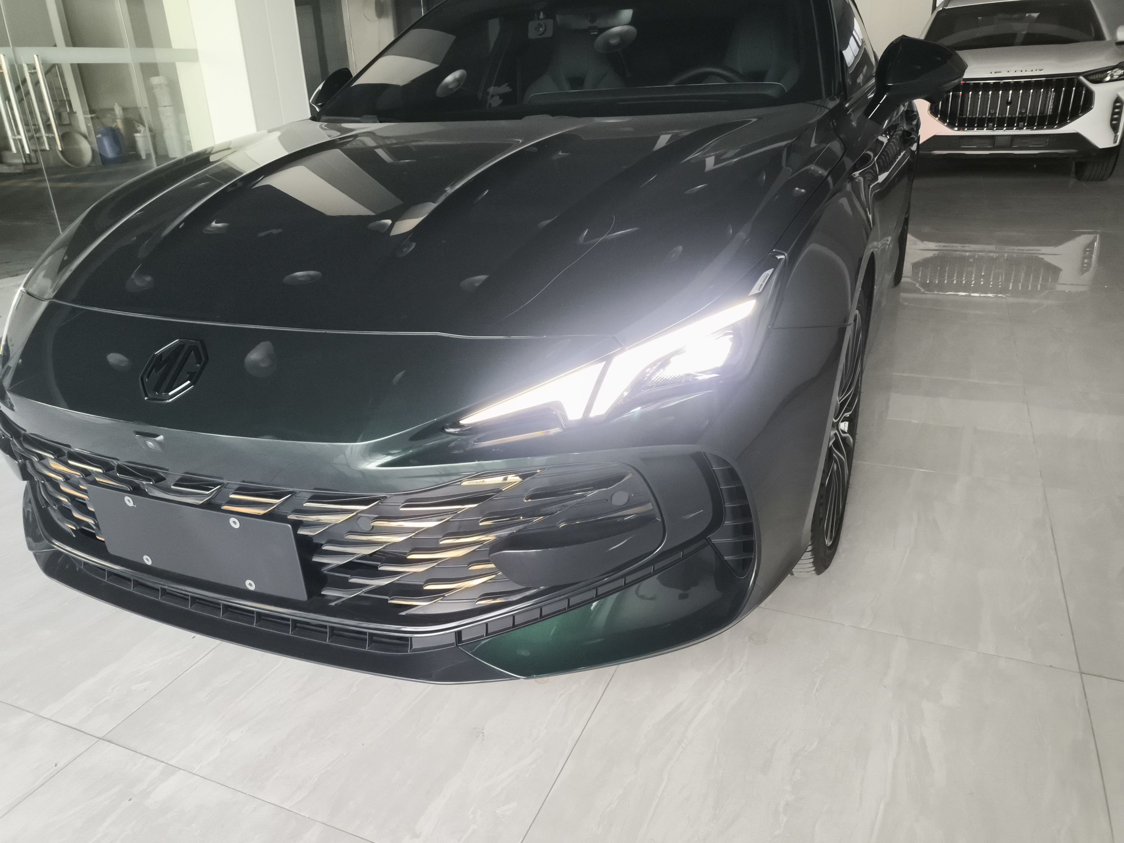 MG 7 2023 2.0T Automatic Hunter Luxury Edition - Luxury Plus — снимка 6