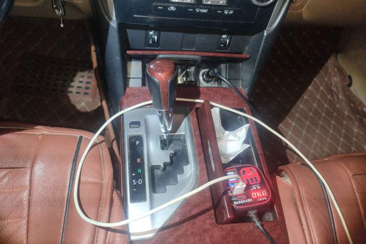 Used Toyota Camry 2013 2.0G Comfort Edition Gear Lever