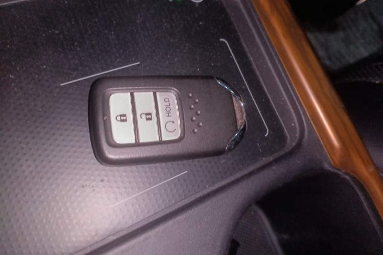 Used Honda CR-V 2021 240TURBO CVT 2WD Fashion Edition