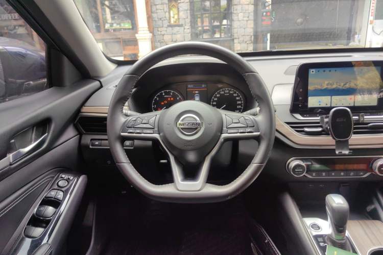 Used Nissan Teana 2021 2.0L XL Comfort Edition Steering Wheel