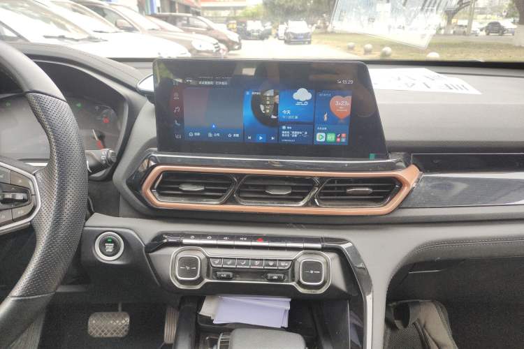 Used Baojun RS-5 2020 1.5T CVT 24-Hour Online Luxury Edition Audio And AC Panel