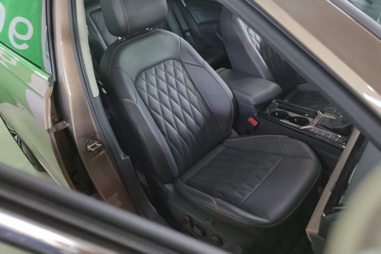Used Volkswagen Passat 2019 380TSI Prestige Edition China VI Standard
