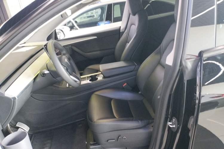 Used Tesla Model Y 2022 Performance High-Performance All-Wheel-Drive Version