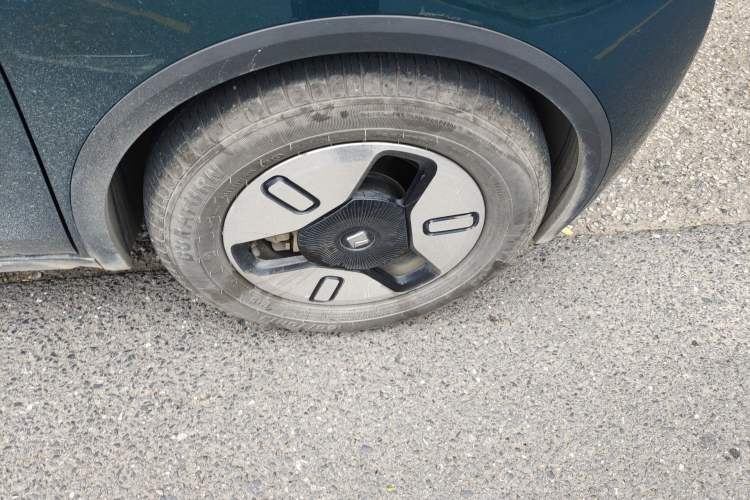 Used Baojun KiWi EV 2022 Artist Lite Edition Lithium Iron Phosphate
