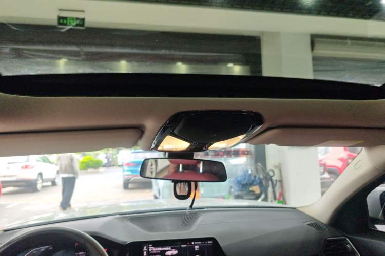 Used BMW 3 Series 2021 Second Facelift 320Li M Sport Package
