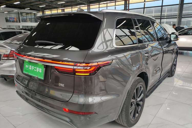 Used Li Auto ONE 2020 Extended-Range 6-Seater Version Rear Right 45 Deg