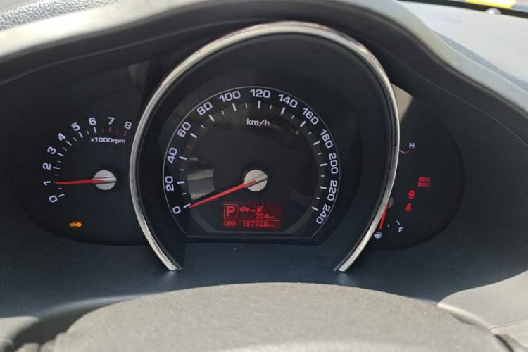 Used Kia Sportage R 2014 2.0L Automatic Two-Wheel Drive Premium Trim
