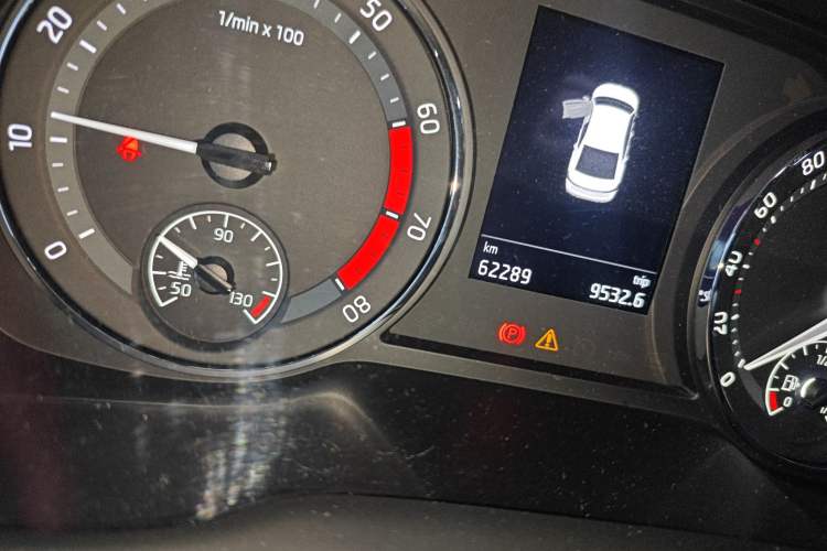 Used Skoda Octavia 2022 PRO TSI280 Luxury Edition Odometer Close Up