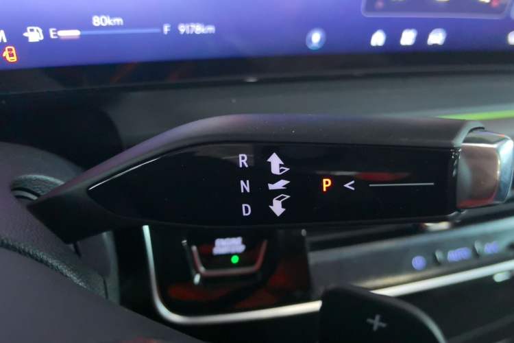 Used Buick Century 2025 2.0T Six-Seater YinShi Edition
