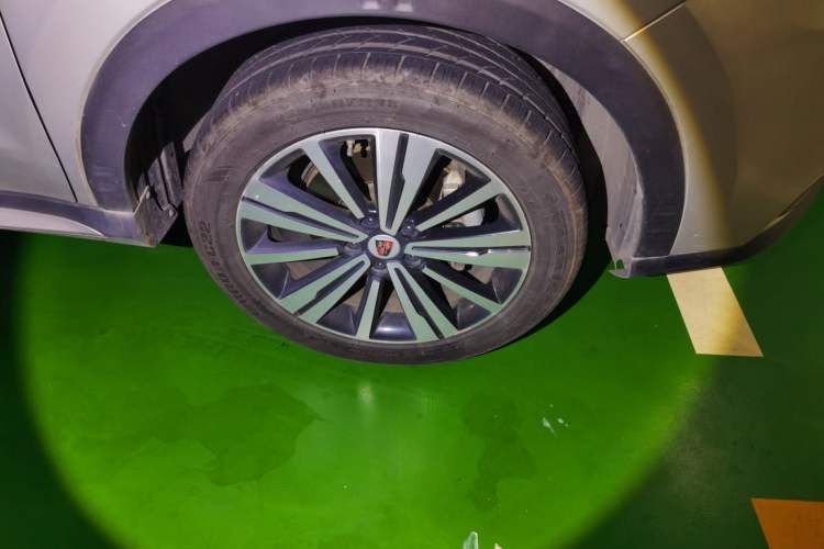 Used Roewe RX5 New Energy 2019 eRX5 50T 4G Connected Excellence Edition Right Front Wheel Hub