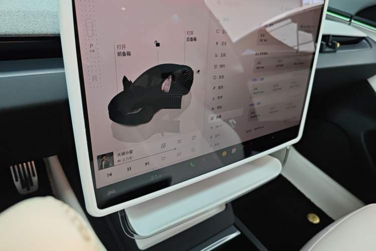 Used Tesla Model 3 2023 Rear-Wheel-Drive Version Audio And AC Panel