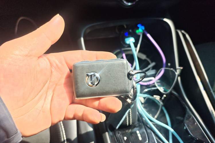 Used Volvo XC40 2020 T4 4x4 Smart Luxury Sport Edition