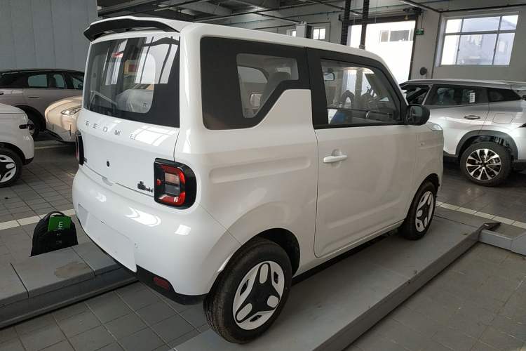 Used Geely Galaxy Panda 2025 210 km – Yuanqi Bear