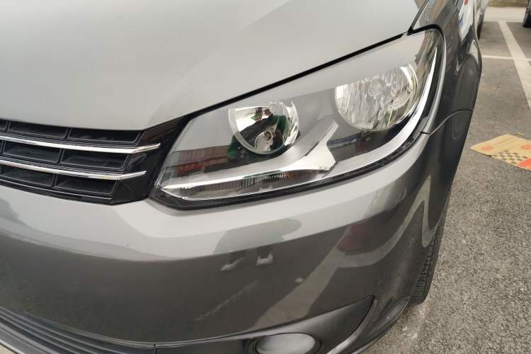 Used Volkswagen Touran 2015 1.4T Manual Fashion Edition 5-Seater
