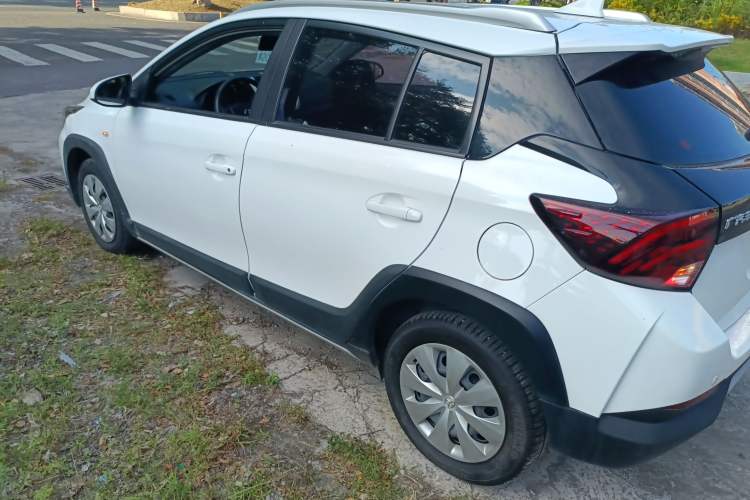 Used Toyota YARiS L Zhi Xuan 2020 X-Trail X 1.5L CVT Leading Edition
