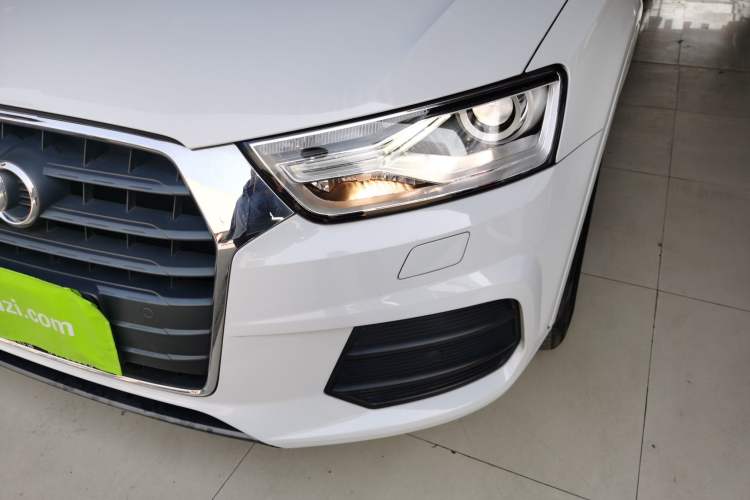 Used Audi Q3 2017 30 TFSI Fashion Model
