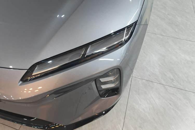 Used Nio ET5 2025 Model Champion Commemorative Edition, 75kWh
