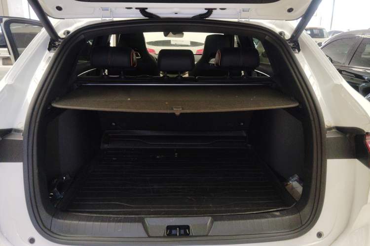 Used BYD Song PLUS New Energy 2024 HONOR Edition DM-i 110km Flagship Model Trunk