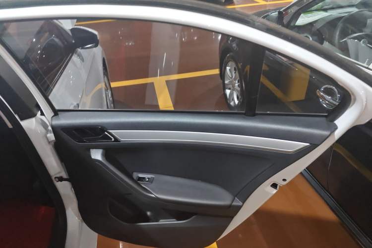 Used Jetta VA3 2019 1.5L Automatic Enjoyment Edition Right Rear Door Interior