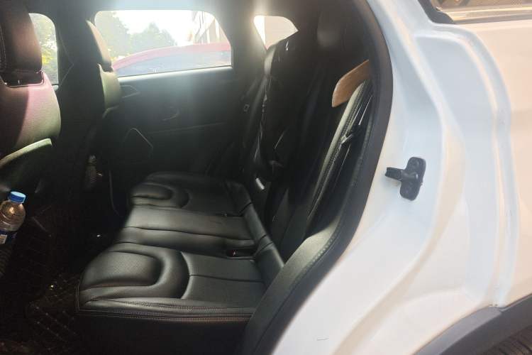 Used Land X7 2015 2.0T Panoramic Flagship Edition Left Rear Seat