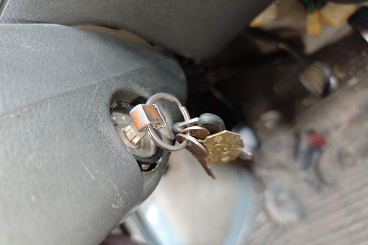 Used Wuling Zhiguang 2013 1.0L Practical Version