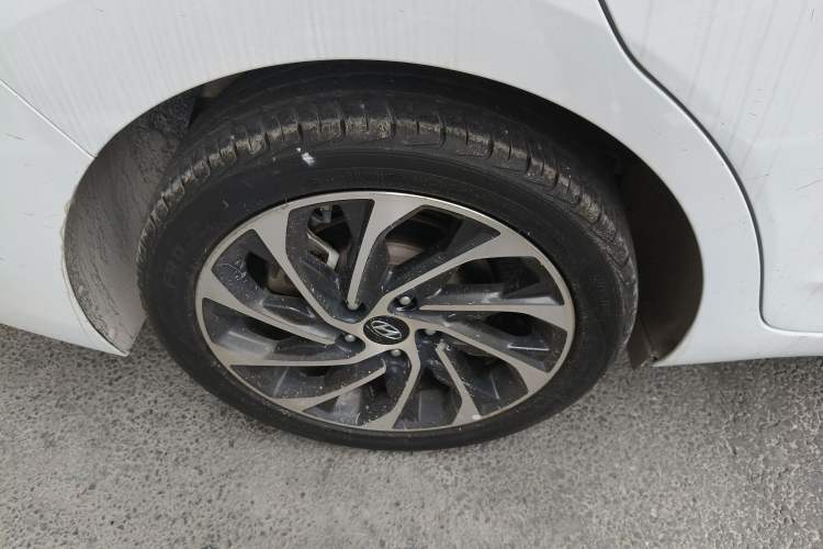 Used Hyundai Elantra (6th Generation / Lingdong) 2019 1.4T Dual-Clutch Xuan Dong · Dynamic Model Right Rear Wheel Hub