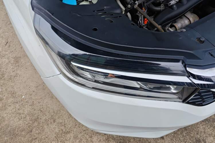 Used Honda Avancier 2017 240TURBO Two-Wheel Drive Comfort Version Right Front Headlight