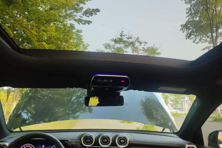 Used Mercedes-Benz GLC 2024 GLC 300 L 4MATIC Dynamic Edition 5-seater