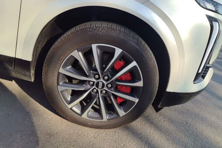 Used Cadillac XT5 2025 2.0T Prestige Version